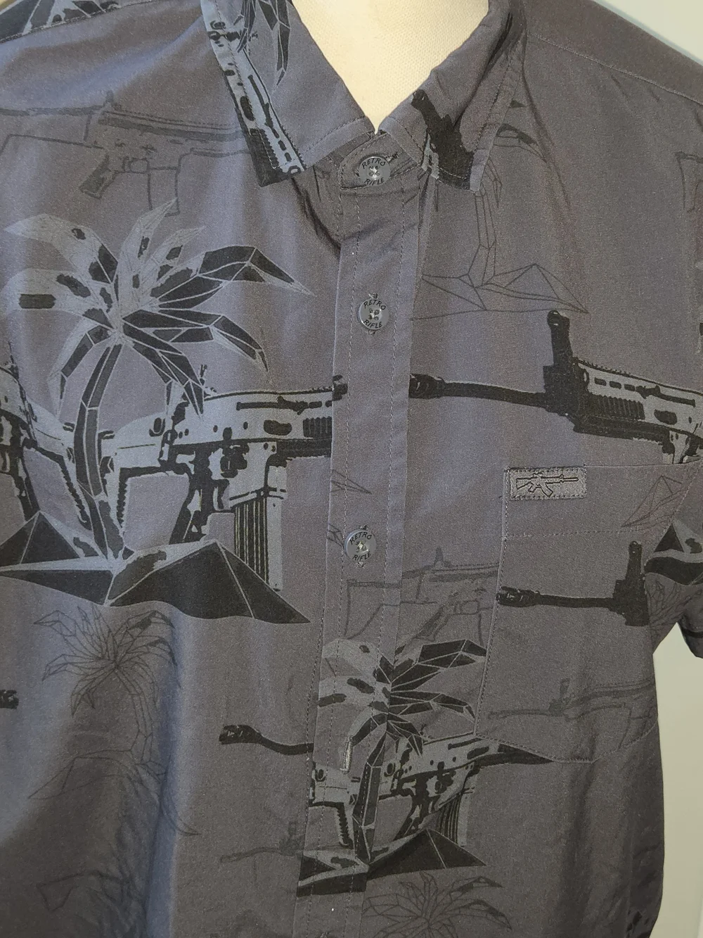 Men's Short-Sleeve Retro Rifle Tactical Palm And Rifles Shirt